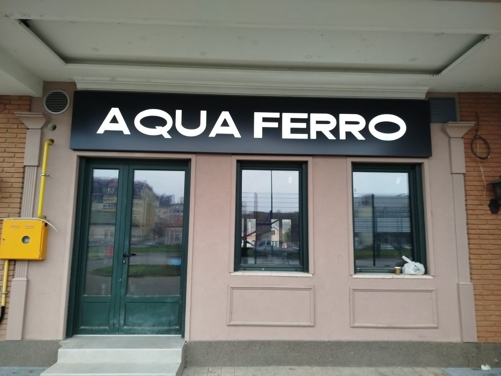 Alubond reklama — Aqua Ferro